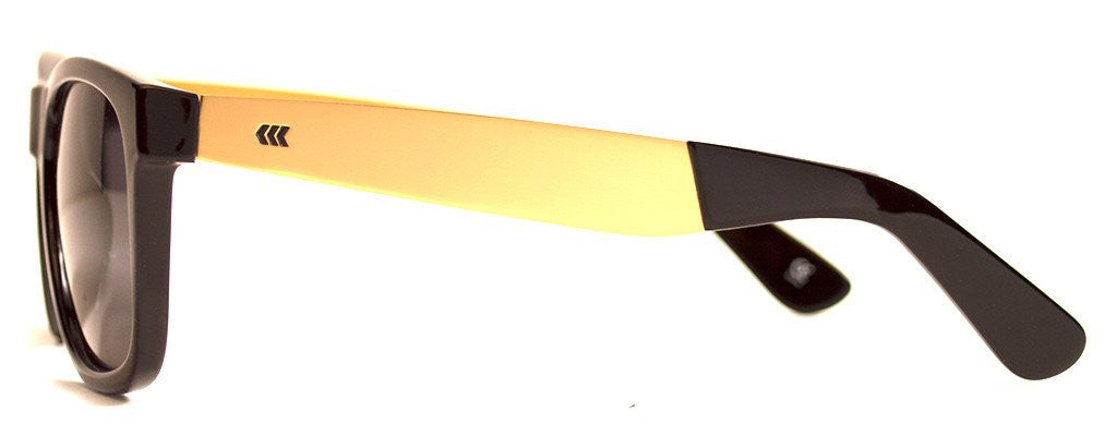 #color_Gloss Black Gold Arms